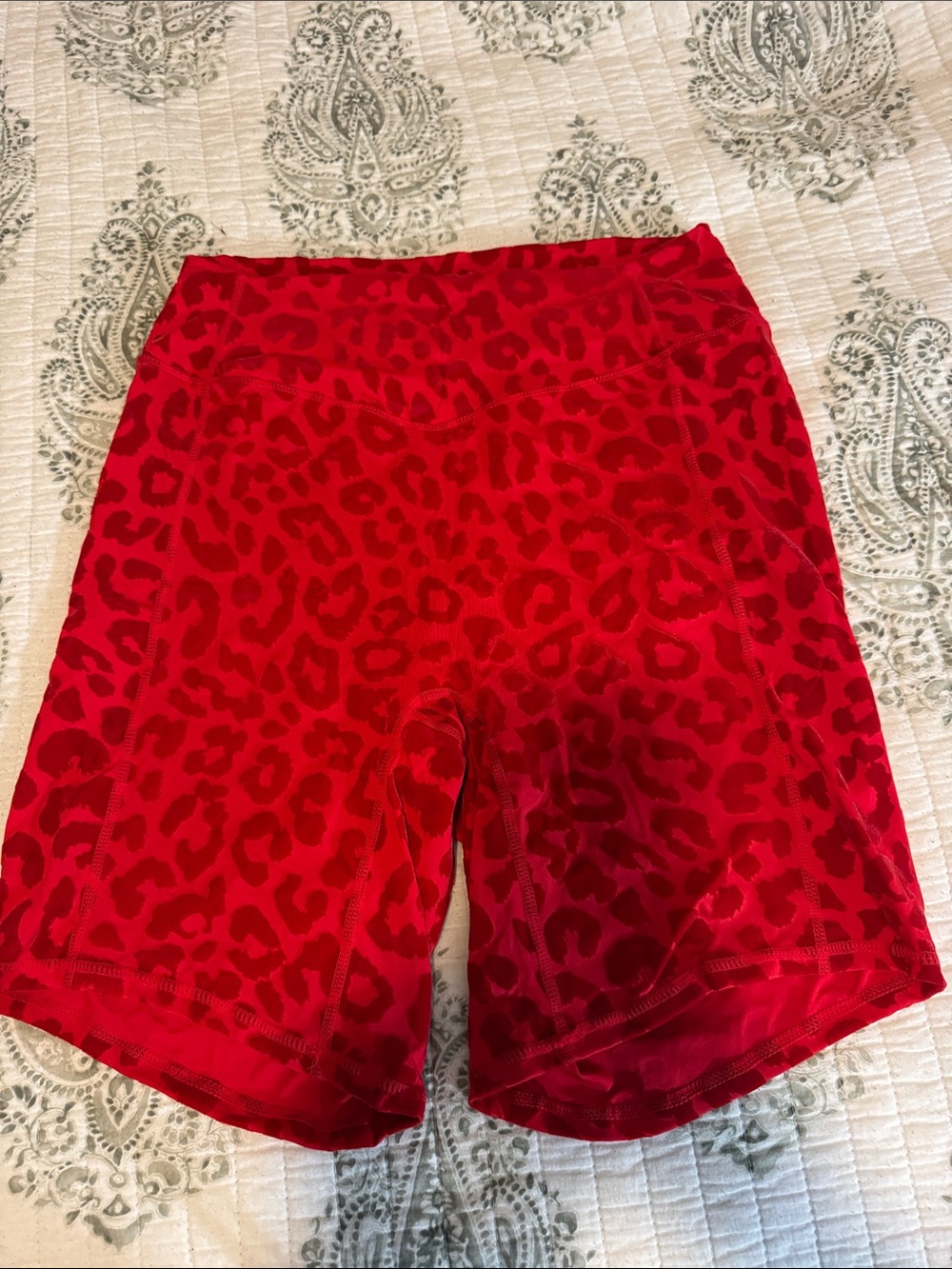 Balance Athletica biker shorts size L